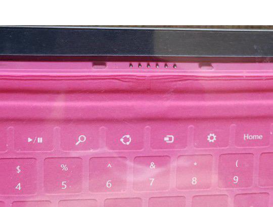 Microsoft windows Surface RT PRO 2 Touch Cover type  keyboard in iPads & Tablets in City of Toronto - Image 4