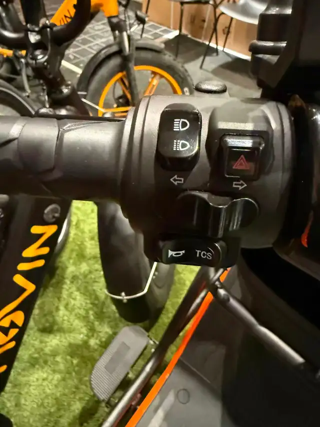 LONG RANGE ELECTRIC SCOOTER 400KM RANGE WITH GPS in Scooters & Pocket Bikes in City of Toronto - Image 5