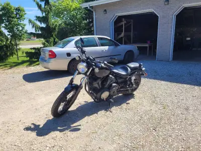 950cc engine and only 4180 kilometers. Looking to sell becuas i dont have much time to ride. I bough...