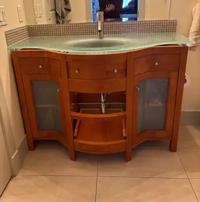 Solid Wood Bathroom Vanity Vanity 46.5”W x 34” H Glass Top 21.5” Deepest depth 15.25” shallow depth...