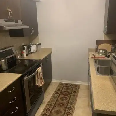 Private Room for Rent in Erin Mills Mississauga in Room Rentals & Roommates in Mississauga / Peel Region - Image 7