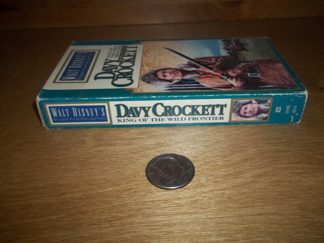 Walt Disney's-Davy Crockett The king of the wild frontier dans CD, DVD et Blu-ray  à Ville de Montréal - Image 2