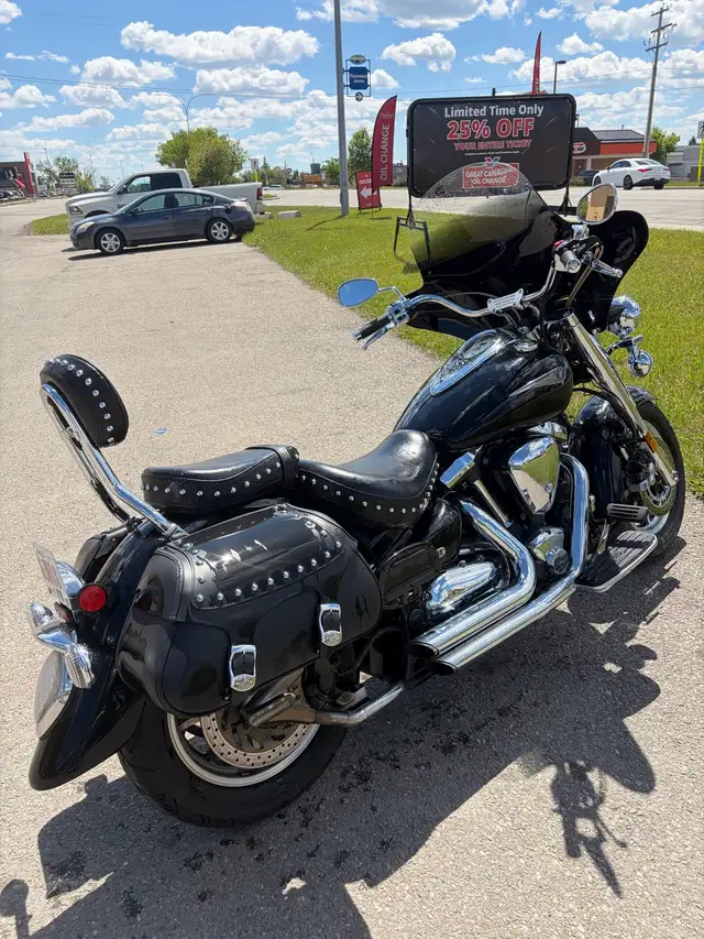 2006 Yamaha Roadstar in Street, Cruisers & Choppers in Calgary - Image 4