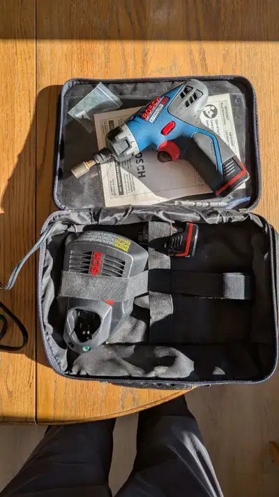 Bosch screwdriver/drill kit, View more