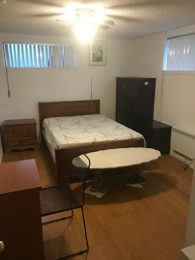 Fully Furnished Room for Rent in Brossard