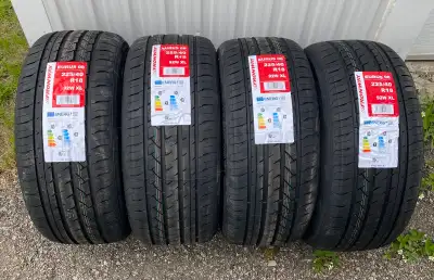 J'offre un ensemble de 4 pneus NEUF! Fronway Eurus 08 de taille 225/40R18 92W XL, parfaits pour amél...