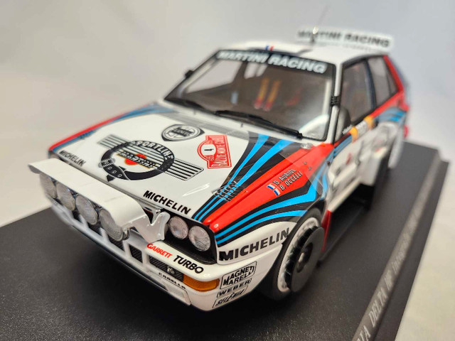 1992 Lancia Delta HF Integrale Rally Monte Carlo Martini 1:18 in Arts & Collectibles in Kawartha Lakes - Image 2