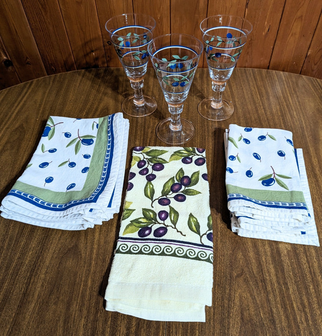 Olive-themed Gobblets, Placemats, Napkins and Dishtowel in Kitchen & Dining Wares in St. Catharines