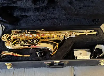 20 year old Keilwerth ST90 tenor sax that has basically never been played (long story). Everything y...