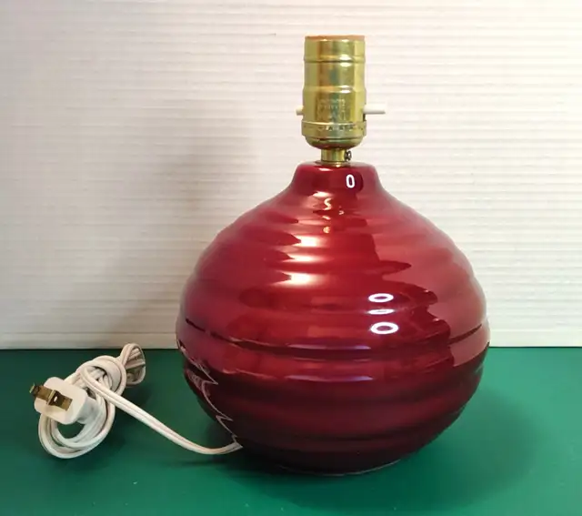 Small Ceramic Lamp Base in Indoor Lighting & Fans in Markham / York Region - Image 3
