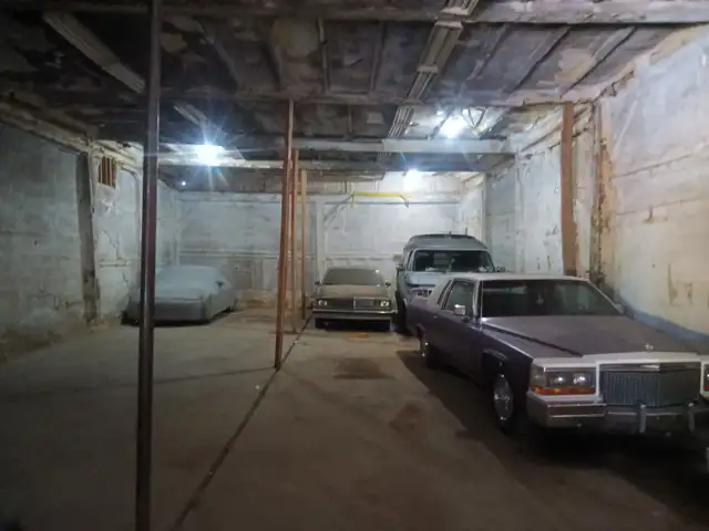 Self-Storage for Cars and Motorcycles