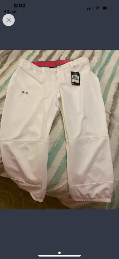 WOMEN’S UNDER ARMOUR WHITE CAPRI PANTS (NEW W/TAGS), View more
