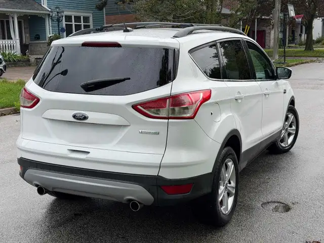 2013 Ford Escape LOW KM560187830992250881