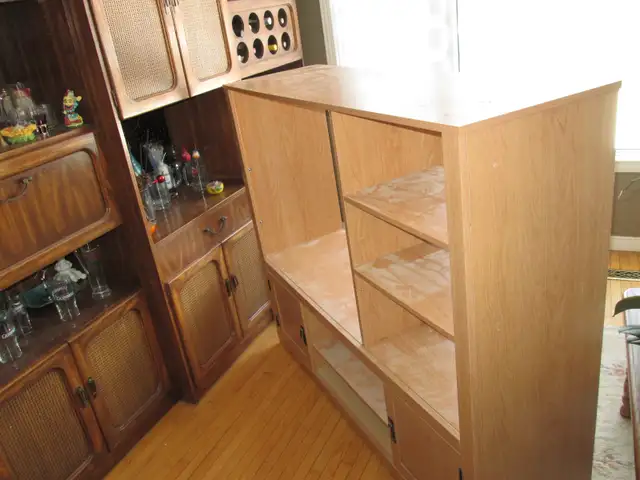 Wall unit TV - book shelf in Bookcases & Shelving Units in Oakville / Halton Region - Image 3