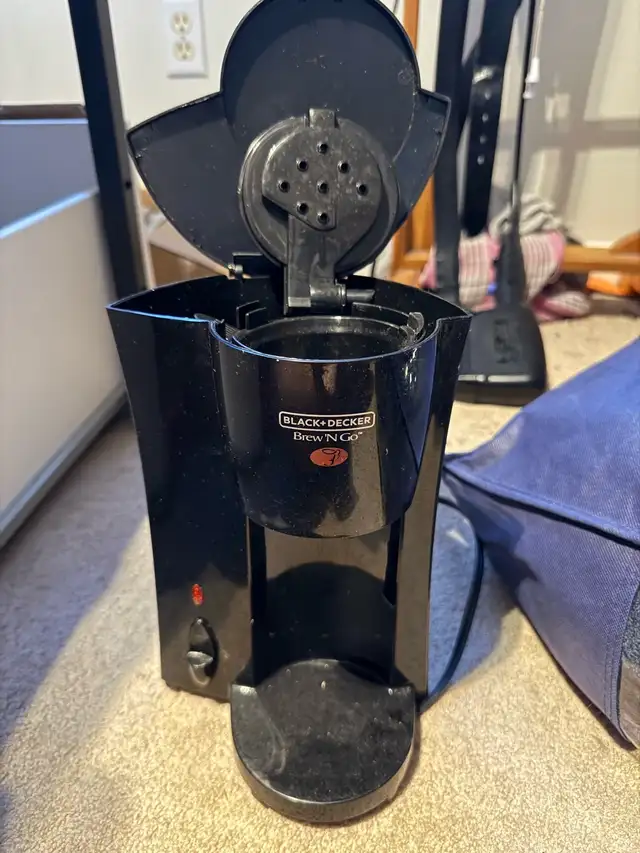 coffee maker in Coffee Makers in Belleville - Image 2