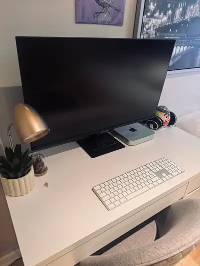 Mac mini 2 pro+ Écran Samsung 4k+ clavier Apple sans fil, View more