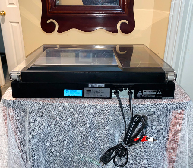 Sansui Fully Automatic Linear Tracking Turntable P-L45 in Stereo Systems & Home Theatre in Ottawa - Image 4