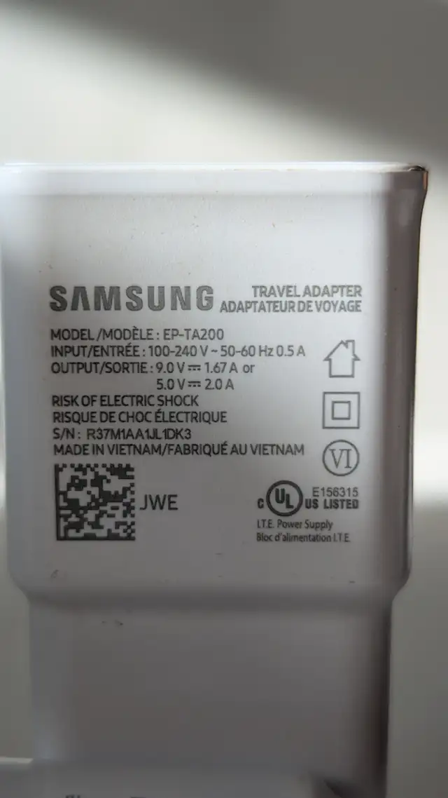 Xiaomi 5V-2A \ Samsung 9V-1.67A USB-A Quick Charge Phone Charger in Cell Phone Accessories in City of Toronto - Image 4