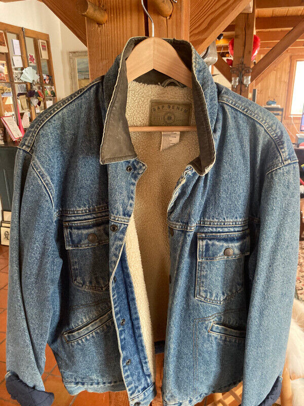 Gap Vintage Sherpa Jean Jacket Leather collar & Fleece $45 (L) dans Hommes  à Ouest de l’Île