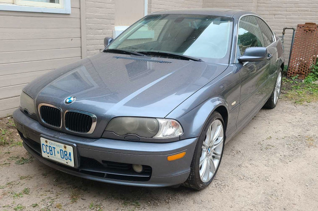 2003 BMW 325ci in Cars & Trucks in Brantford