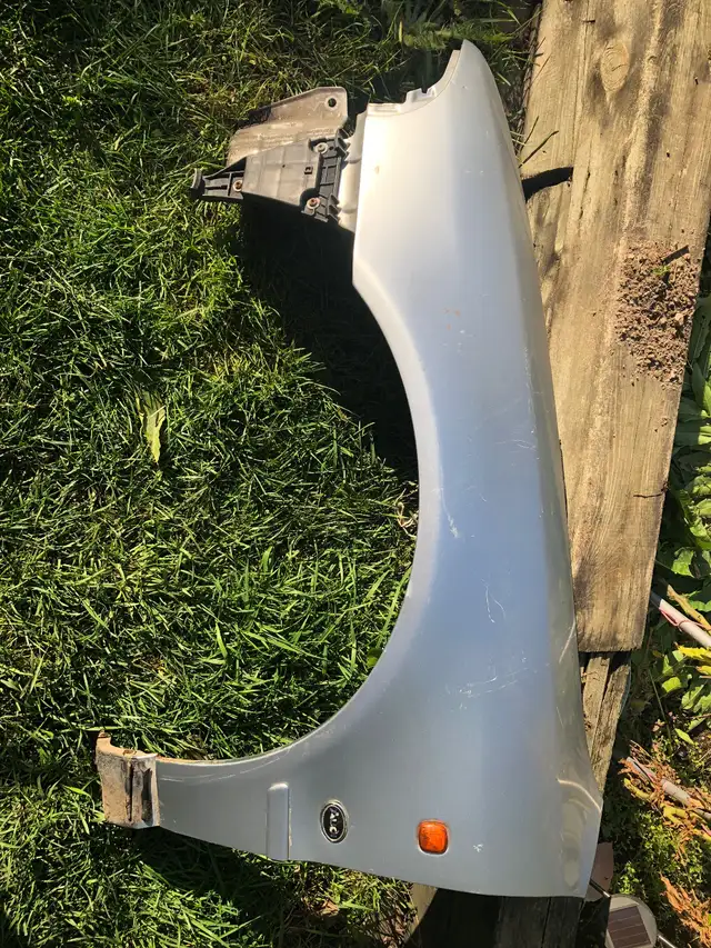 1998 Audi A4 (B5) Fender, Door and Window Regulator