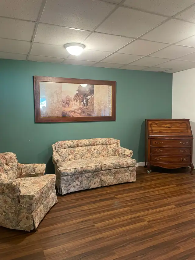 2 Bedroom Lower Suite for Rent in Renfrew