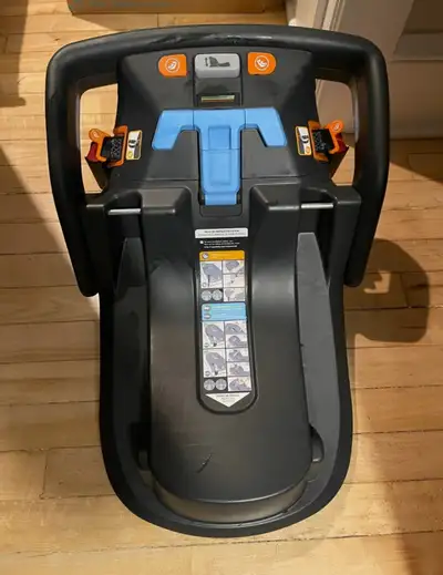 Uppababy Mesa Car seat Base, View more