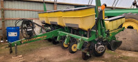 John Deere 1750 Conservation 6 row