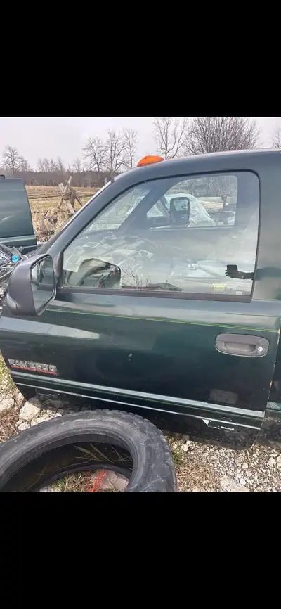 2001 dodge ram 2500 doors great shape all together ready to bolt on