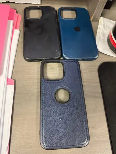 3 x iPhones 13 pro cases