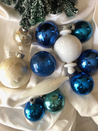Vintage Blue Silver White Glass Christmas Ornaments Frosty