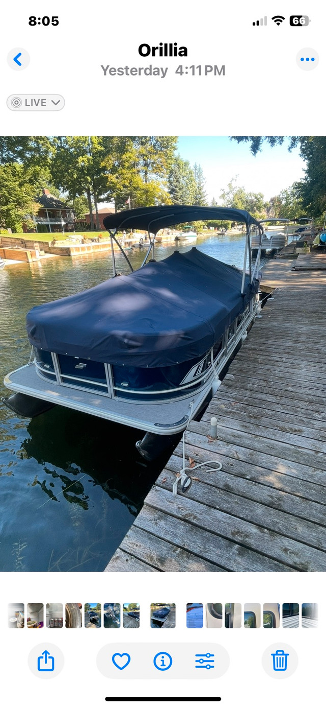 2021 pontoon boat  in Powerboats & Motorboats in Barrie