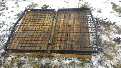 Cat D6D Side Screens For Cat D6D Cab $500