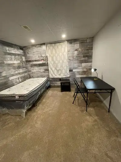 Property is close by Second Street E. and Leonia. Comes with bed, all essential utilities + internet...