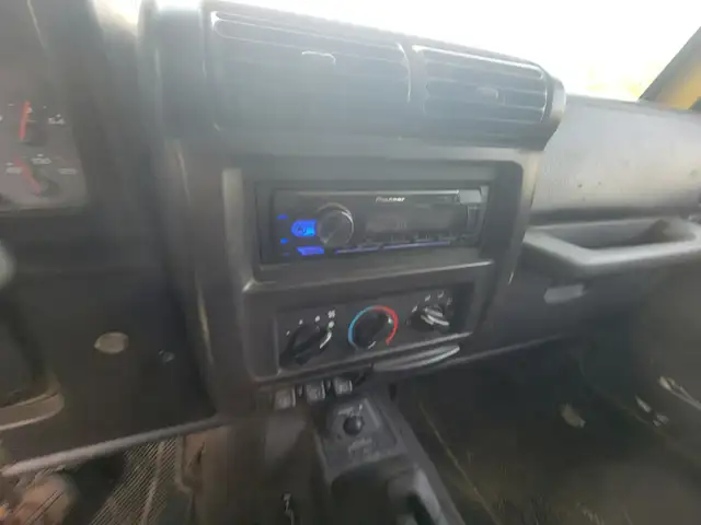 2002 Jeep TJ removable hardtop562911353535866887