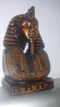 Egyptian  King TUT & Nefertiti Head Bust 7" Tall x. W 5.5 Inches