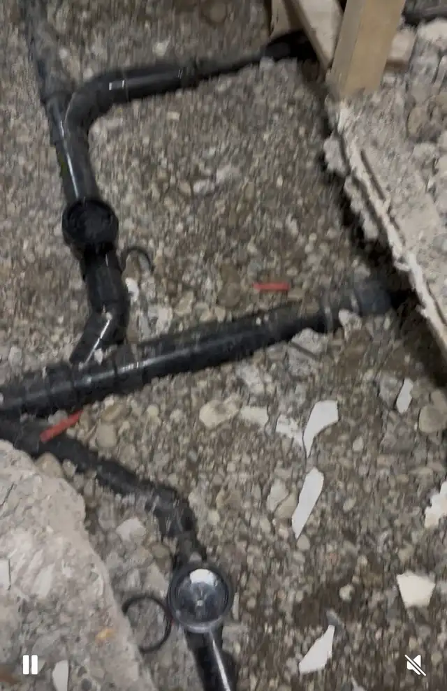 plumbing64700581489410120