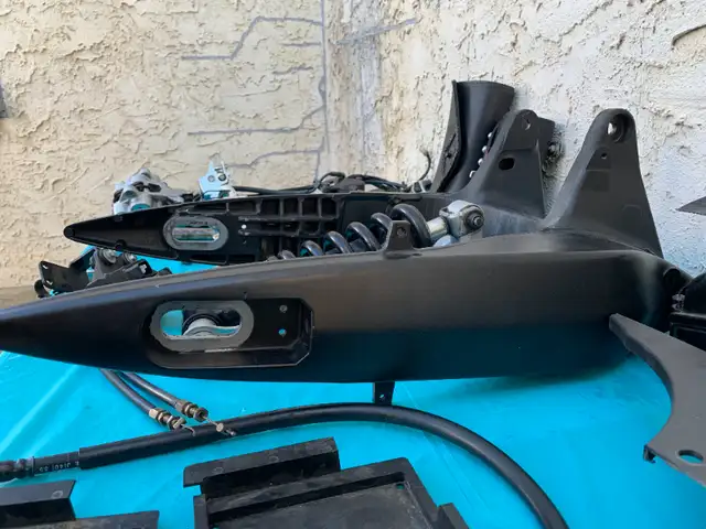 Yamaha Stratoliner / Roadliner parts in Motorcycle Parts & Accessories in Edmonton - Image 6