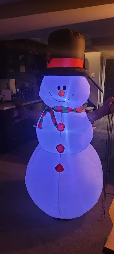 Inflatable Snowman, View more