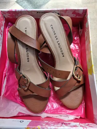 Women shoes, View more