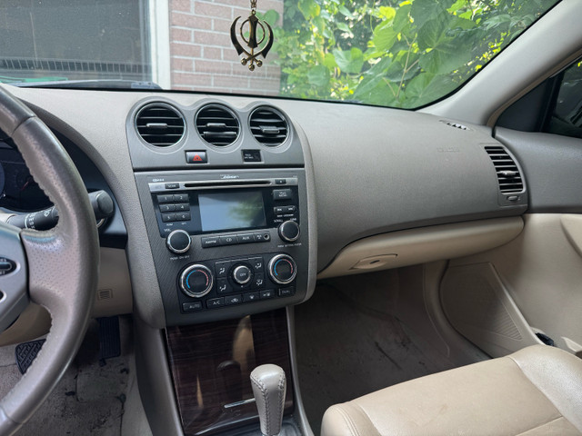 NISSAN ALTIMA 2010 for SALE in Cars & Trucks in Mississauga / Peel Region - Image 4