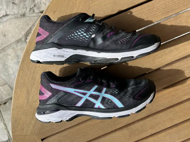 Women’s Size 6.5 Asics GT-2000 7 Running Shoes – Used in Women's - Shoes in Markham / York Region - Image 9