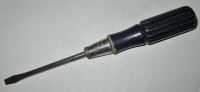 Rare vintage 4" Stanley Screwdriver No.2590. USA. Price reduced