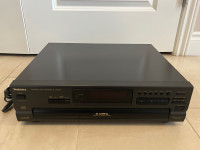 Vintage Technics SL-PD665 5CDs Changer Player, Japan, Tested