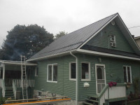 Metal roofing installation 