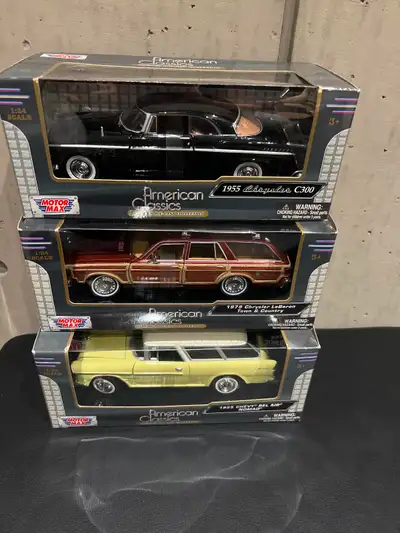MotorMax diecast cars 1:24 Scale. Price $30 each. 1. 1955 Chrysler C300 2. 1979 Chrysler LeBaron Tow...