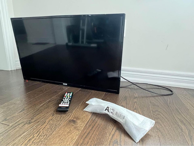 RCA 32” LED HD TV FOR SALE!! (FAULTY) in TVs in Markham / York Region - Image 2