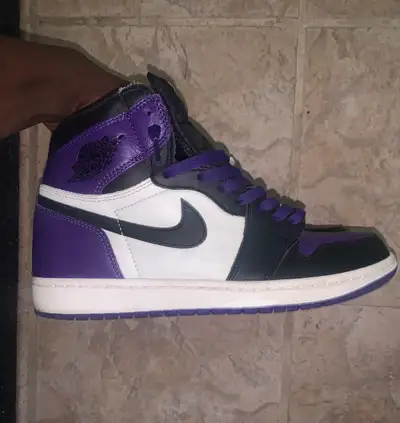 Retro  Air Jordan court purple size 10