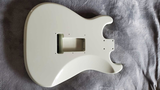 Stratocaster Body, Olympic White dans Guitares  à Barrie - Image 2