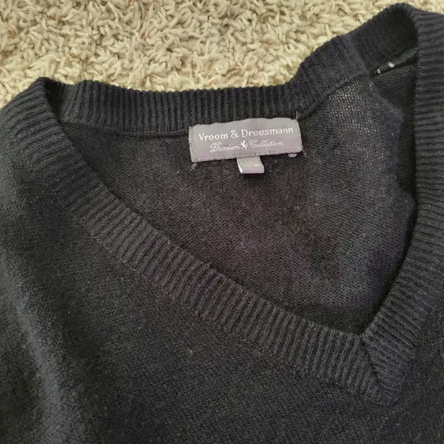 Seven Men's Size Large Sweaters in Men's in Red Deer - Image 11